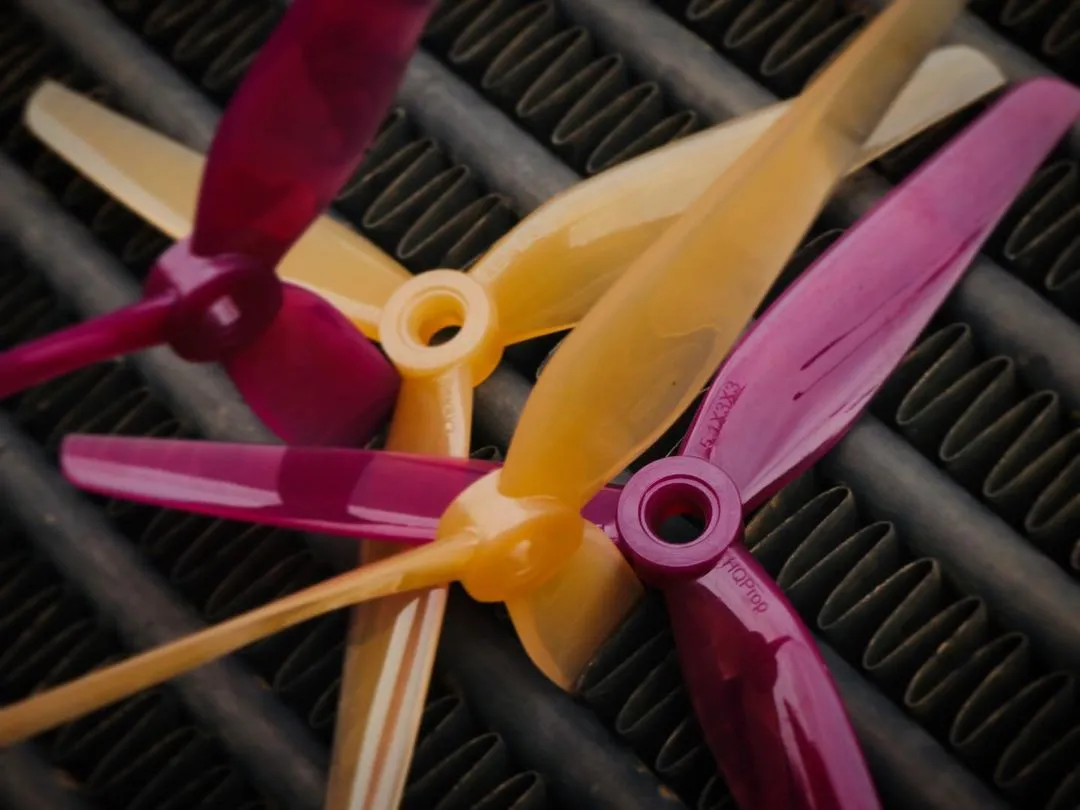 Propeleriai HQProp Ethix P3 3 menčių 5.1" PB&J (2 pagal laikrodžio rodyklę + 2 prieš laikrodžio rodyklę)