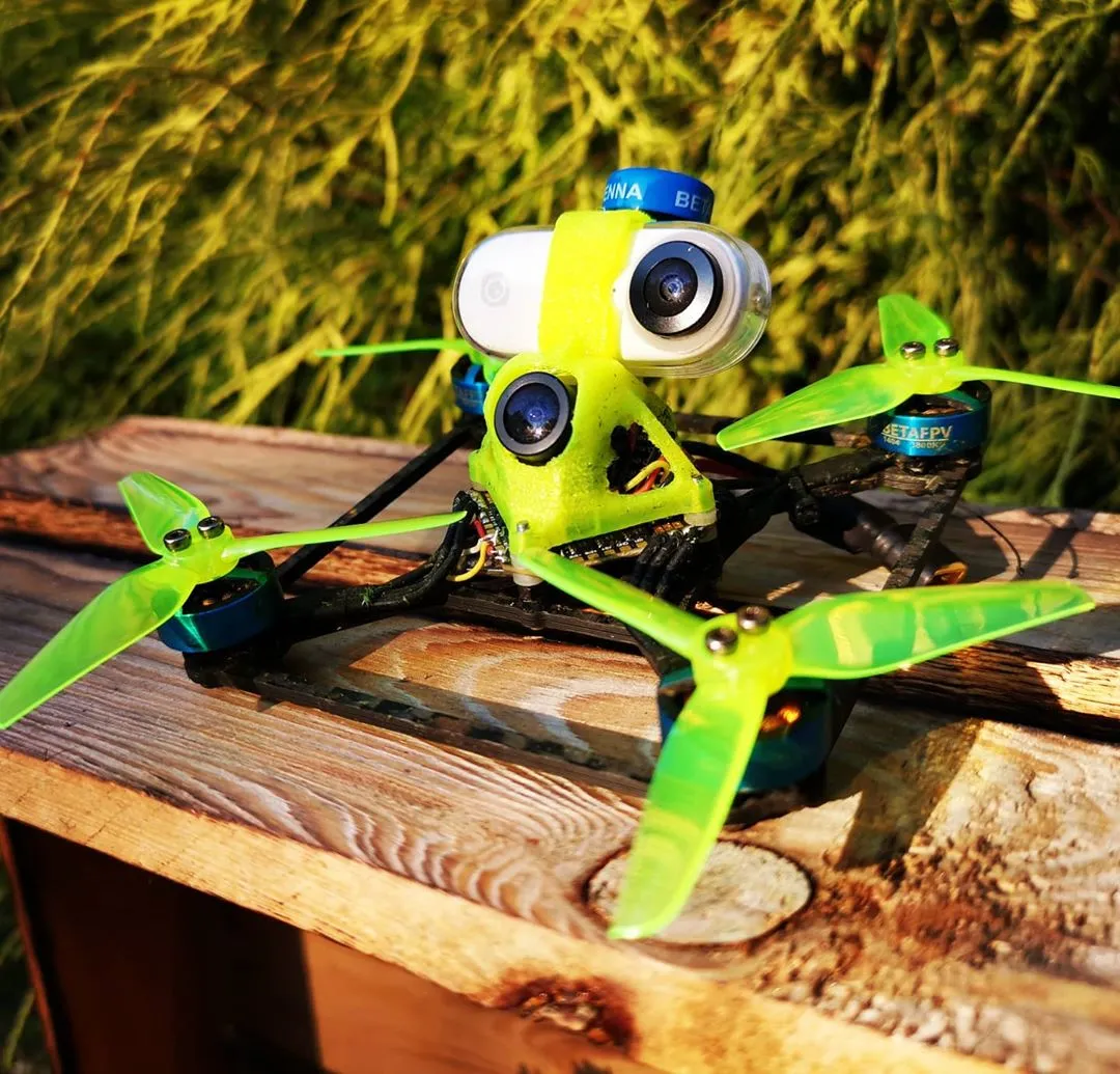 Propeleriai HQProp 3 menčių 3" LightYell (2 prieš laikrodžio rodyklę + 2 pagal laikrodžio rodyklę)