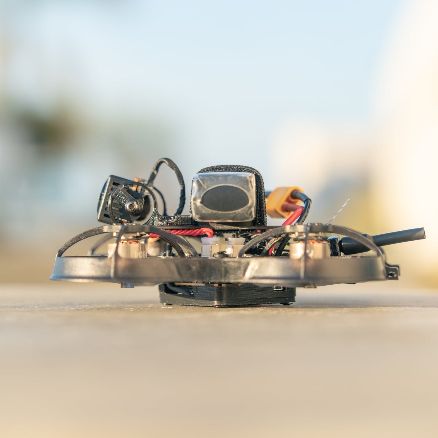 FPV dronas „NewBeeDrone AcroBee75 HD O4 Pusher BNF ELRS 2.4G“ 